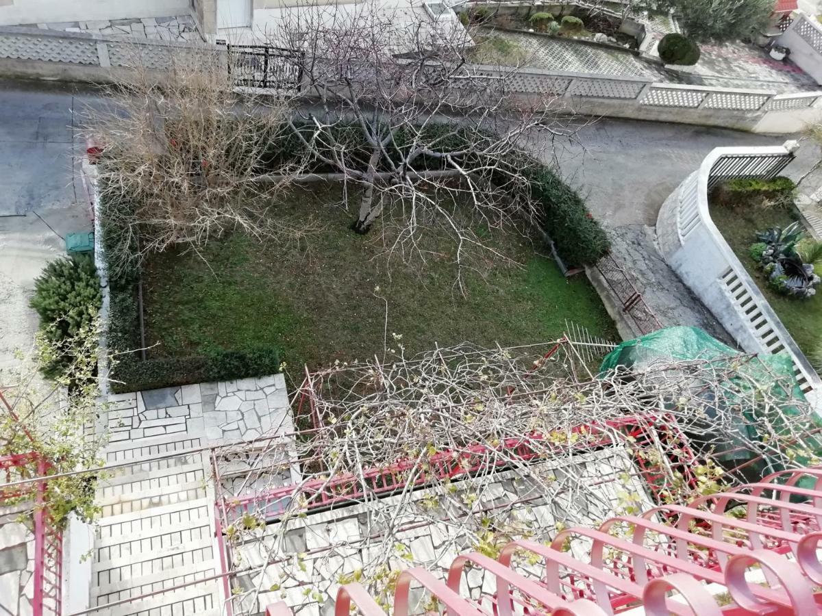 Angella Apartment Dugi Rat Luaran gambar